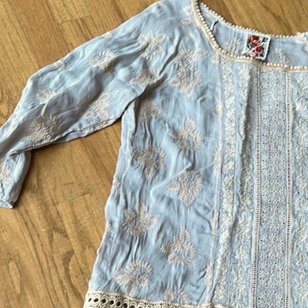 JOHNNY WAS TUNIC  Small | minor damage on sleeve | PRELOVED ~ Dusty Blue - Picture 5 of 10